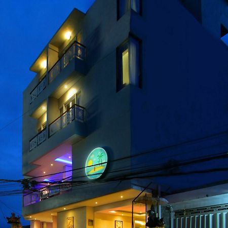 Sand Beach Luxury Living 꾸따 외부 사진